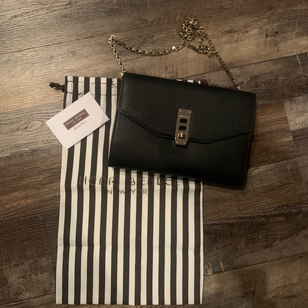 HENRI BENDEL NWT CHAIN CROSSBODY SATCHEL WALLET PURSE HANDBAG TOTE BLACK LEATHER